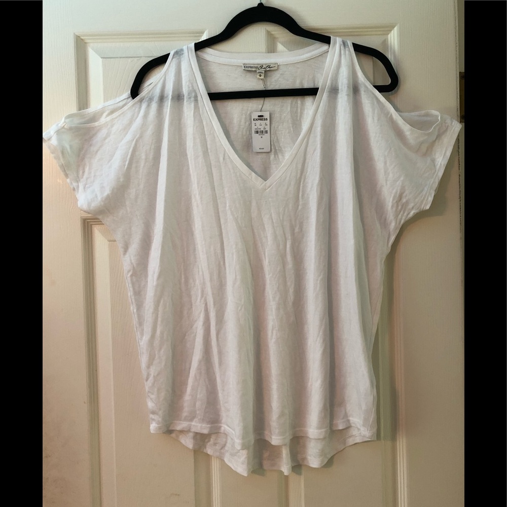 Express white Shoulder Cut out tee M